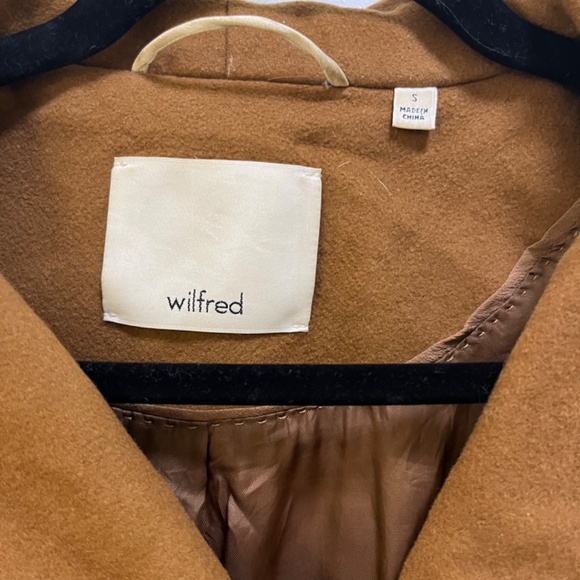 Aritzia Wilfred Coat - Picture 2 of 3